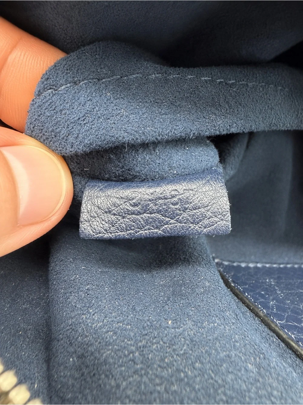 Louis Vuitton Danube PM Navy Taurillon Leather LV Circle Crossbody Bag 2017